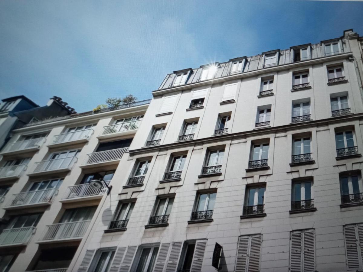 ++++ Chambre Privee Chez L Habitant Arc De Triomphe / Private Room Arc De Triomphe ++++ Paris Luaran gambar