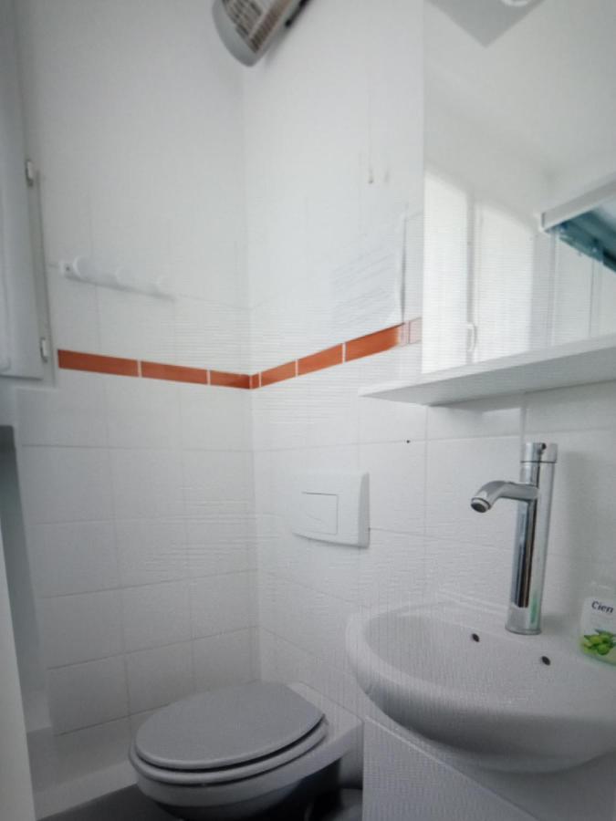 ++++ Chambre Privee Chez L Habitant Arc De Triomphe / Private Room Arc De Triomphe ++++ Paris Luaran gambar