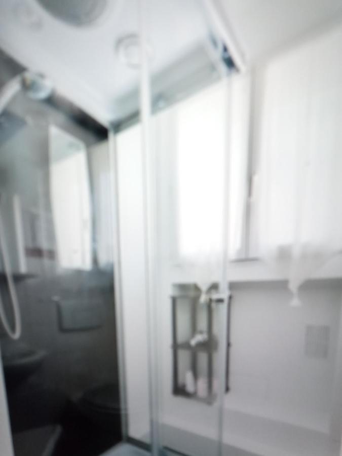 ++++ Chambre Privee Chez L Habitant Arc De Triomphe / Private Room Arc De Triomphe ++++ Paris Luaran gambar